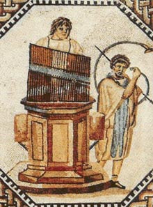 3_Hydraulis_Ctesibio_Greece_3centuryBC_water_organ.jpg